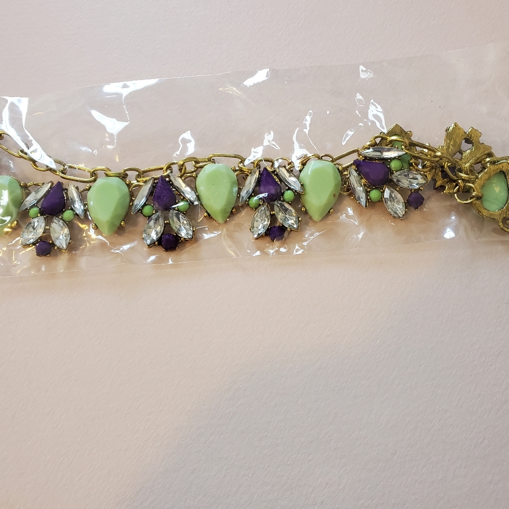 *Brand NEW* Fashion Green and Purple Faux Crystal Necklace